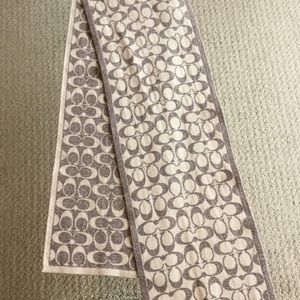 Coach women’s scarf